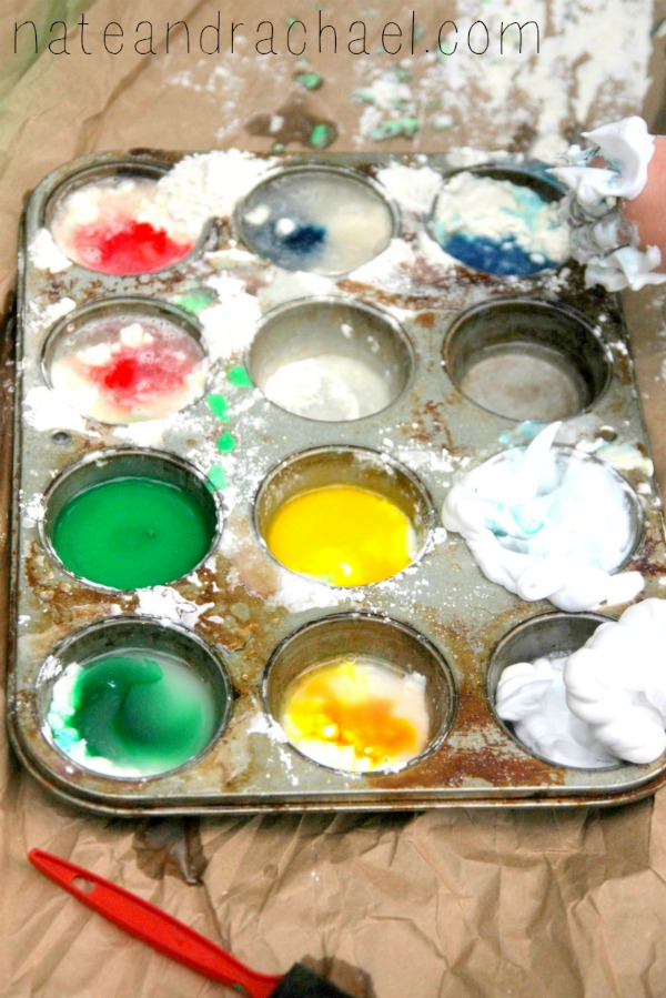11 super simple homemade paint recipes. 3 ingredients or less! 