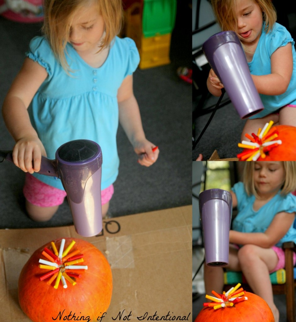 Melted Crayon Pumpkins.. Easy, no-carve idea for decorating pumpkins with kids! 