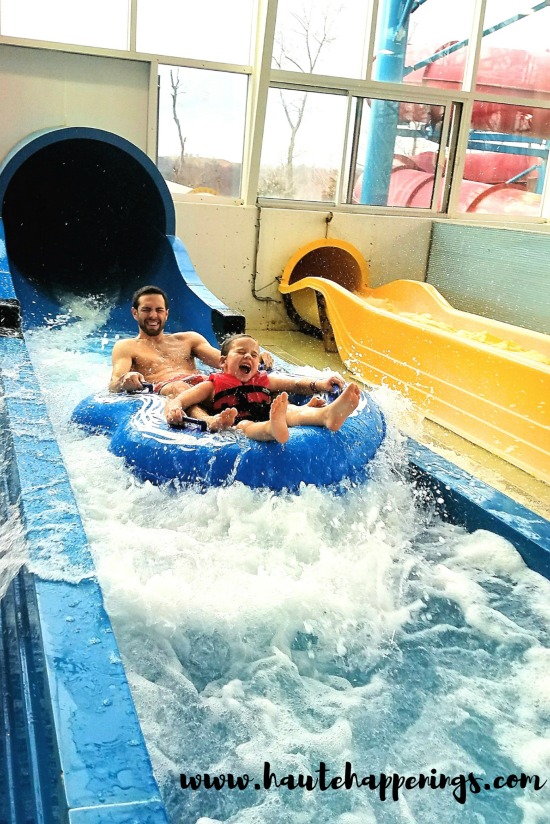 Check out this HUGE Indiana indoor water park!